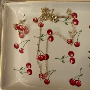 Mini Elisa gold short pendant necklace with matching mini drop earrings